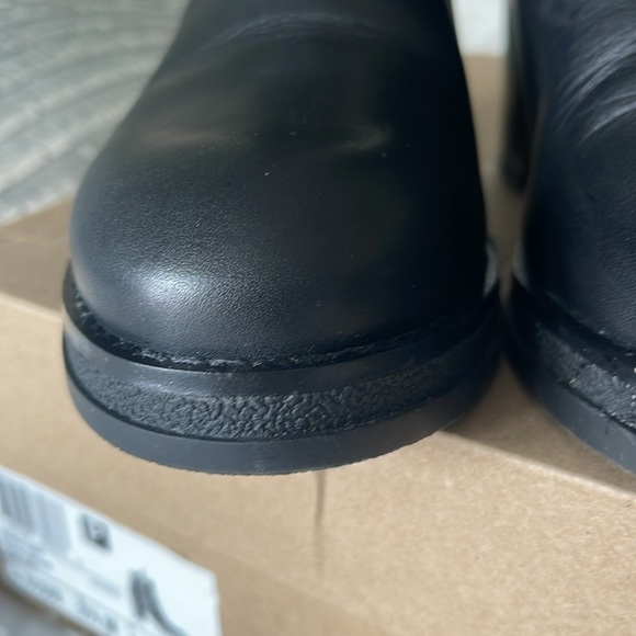 👢 CLARKS Mable Easy black leather boot, size 9 1/2. - Picture 14 of 16